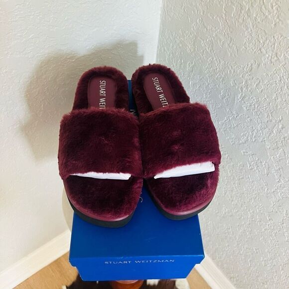 STUART WEITZMAN Elodie Chill Faux Fur Slide Slipper Sandal Size 9 Cranberry NWT - Picture 6 of 16